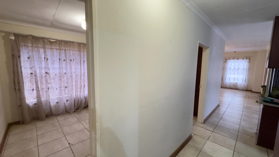 3 Bedroom Property for Sale in Mandela View Free State